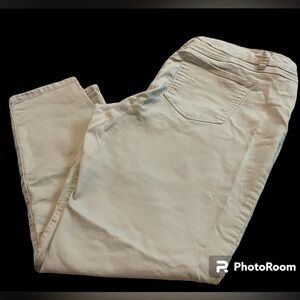 GUC. Women’s Beige Stretch Skinny Ankle Jeans. Zip Ankle Detail. Size 16.